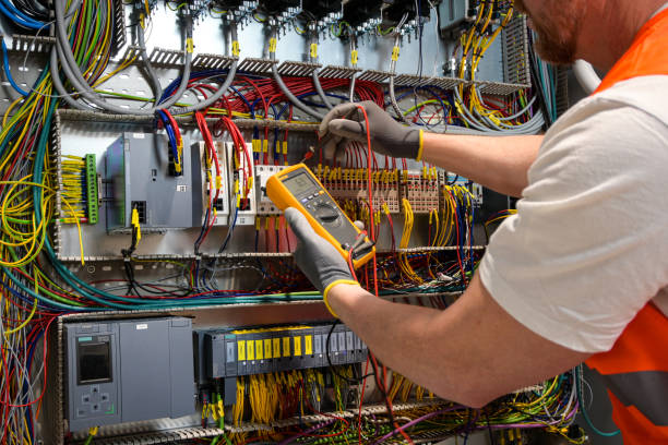 Best Emergency Electrician Near Me  in Hwatha, IA